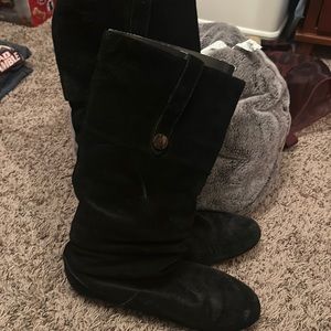 Ugg suede boots